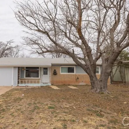 Rent this 3 bed house on 2904 Bennett Drive in Abilene, TX 79605