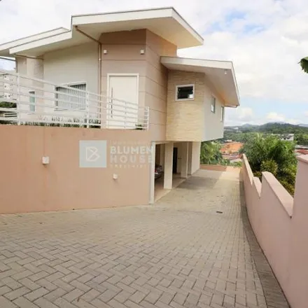 Buy this 3 bed house on Rua Ary Taborda Ribas 385 in Itoupava Norte, Blumenau - SC