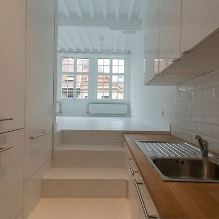 Rent this 1 bed apartment on Lange Koepoortstraat 31 in 2000 Antwerp, Belgium