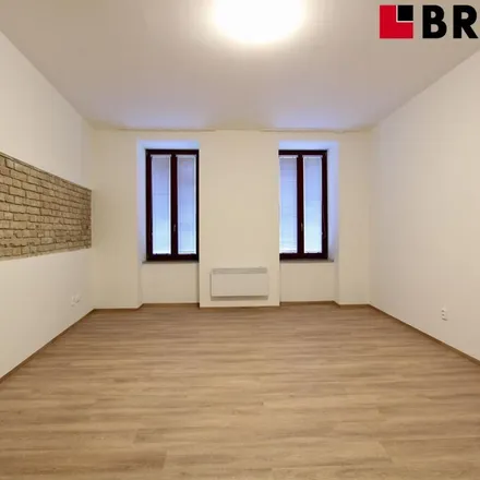 Rent this 2 bed apartment on Potraviny Na Vranovské in Francouzská, 613 00 Brno