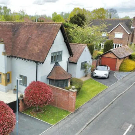 Buy this 5 bed house on Turnpike Close in Balsall Common, CV7 7SD