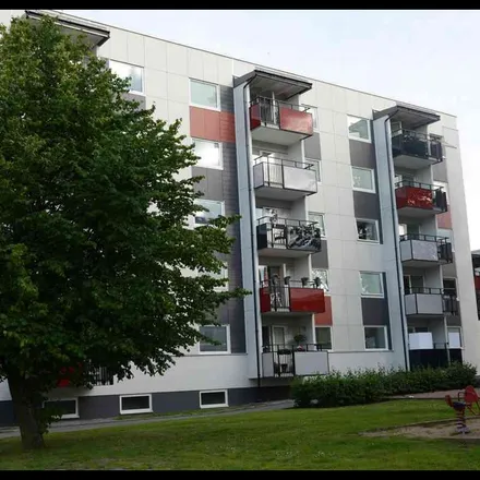 Rent this 3 bed apartment on Skräddaregatan 4C in 582 36 Linköping, Sweden