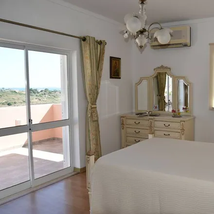 Rent this 4 bed house on 8200-038 Distrito de Évora