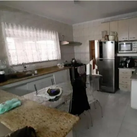 Buy this 6 bed house on Rua Gustavo Moretti in Nova Gerty, São Caetano do Sul - SP