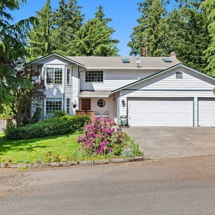 Buy this 4 bed house on 1614 Southeast 115th Court in Vancouver, WA 98664