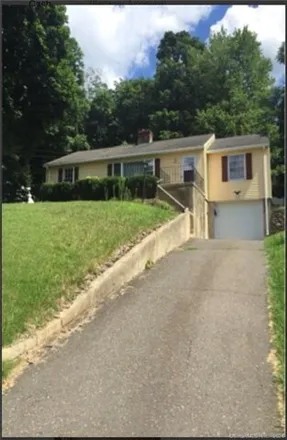 Rent this 2 bed house on 9 Edwards Road in Portland, CT 06480