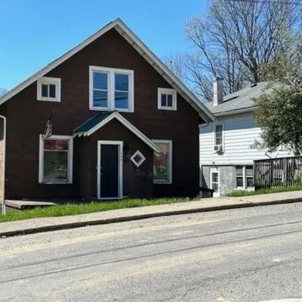 Buy this 4 bed house on 127 Pine Street in Beckley, WV 25801