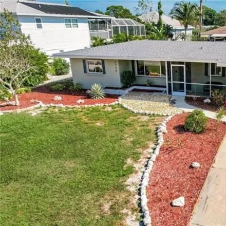 Rent this 2 bed house on 1748 Colleen Street in Vamo, Sarasota County