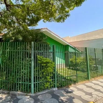 Rent this studio house on Rua Professora Leonor de Oliveira Melo in Alto do Ipiranga, Mogi das Cruzes - SP