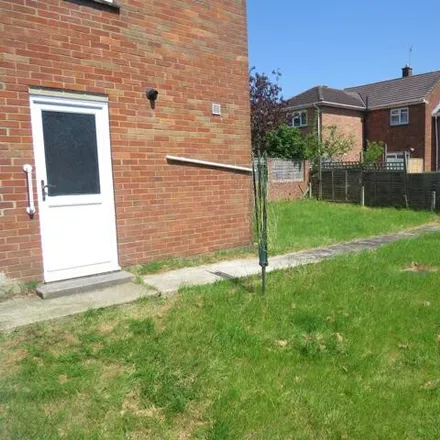 Image 3 - Talbot Close, Salisbury, SP1 3EN, United Kingdom - Duplex for sale