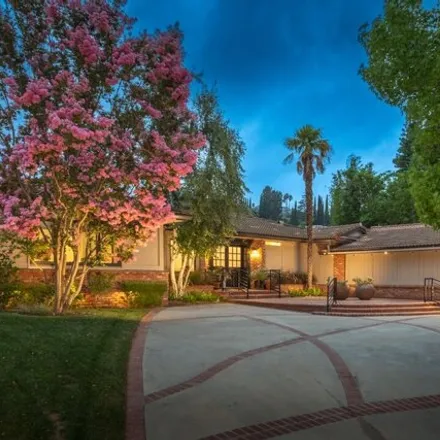 Image 3 - 16024 Meadowcrest Road, Los Angeles, CA 91403, USA - House for sale