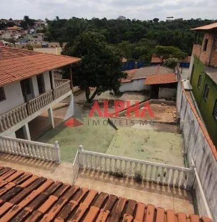 Buy this 7 bed house on Rua Cedro in Sede, Contagem - MG