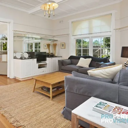 Rent this 3 bed apartment on Kirribilli NSW 2061