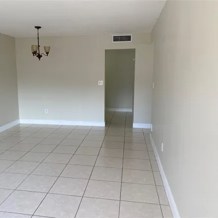 Image 6 - 7707 Southwest 86th Street, Kendall, FL 33143, USA - Condo for rent