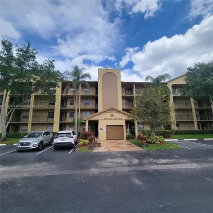 Rent this 1 bed condo on 1400 Southwest 124th Terrace in Pembroke Pines, FL 33027