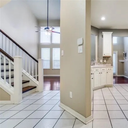 Image 3 - 9983 Castlewood Drive, Plano, TX 75025, USA - House for sale