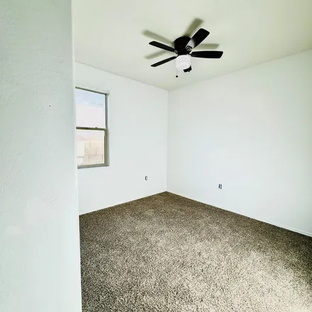 Image 2 - East Sunflower Lane, Pinal County, AZ, USA - Apartment for rent