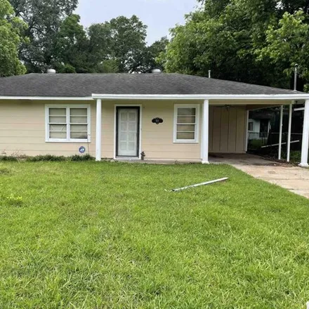 Buy this 2 bed house on 511 Frederick Street in Monroe, LA 71201