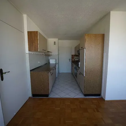 Rent this 3 bed apartment on Westtangente in 40878 Ratingen, Germany