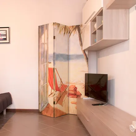 Image 2 - Via Porretta, 20156 Milan MI, Italy - Apartment for rent