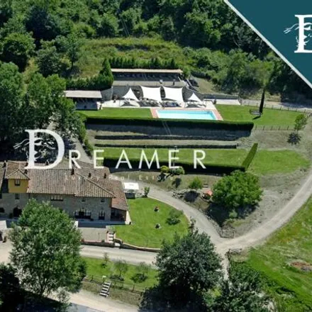 Buy this 3studio house on Hotel I Ciliegi in Strada Regionale 69 di Val d'Arno, 50064 Reggello FI