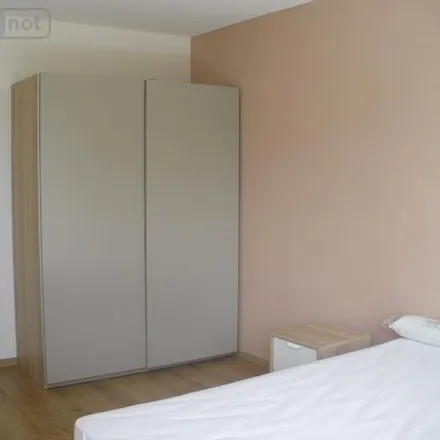 Rent this 2 bed apartment on 29 Rue de Penhoët in 35706 Rennes, France