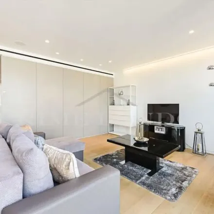 Image 2 - Victoria, Buckingham Palace Road, London, SW1W 0RE, United Kingdom - Apartment for rent