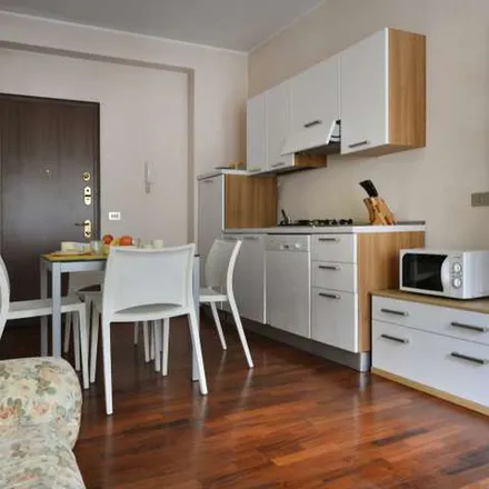 Image 2 - Rosetum, Via Pisanello, 20148 Milan MI, Italy - Apartment for rent
