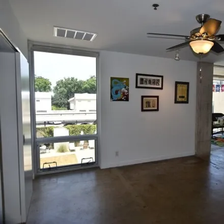 Image 8 - Liberty Bar, South Alamo Street, San Antonio, TX 78205, USA - Condo for rent