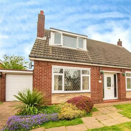 Buy this 3 bed house on Ivanhoe Close in Cusworth, DN5 8DY