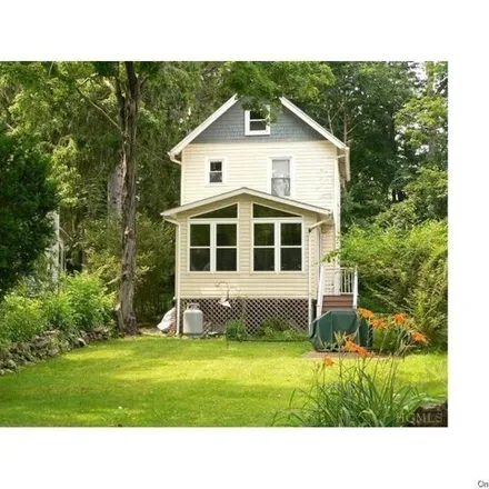 Buy this 2 bed house on 138 Saxon Woods Road in Secor Gardens, Village of Scarsdale