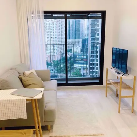 Rent this 1 bed apartment on Naradhiwas Rajanagarindra Road in Akhan Songkhro, Sathon District