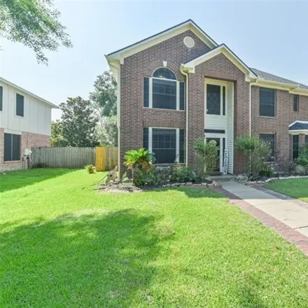 Rent this 4 bed house on 2509 S Mission Cir in Friendswood, Texas