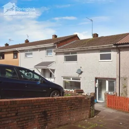 Buy this 3 bed townhouse on Hilltop Green in Cwmbran, NP44 1JU