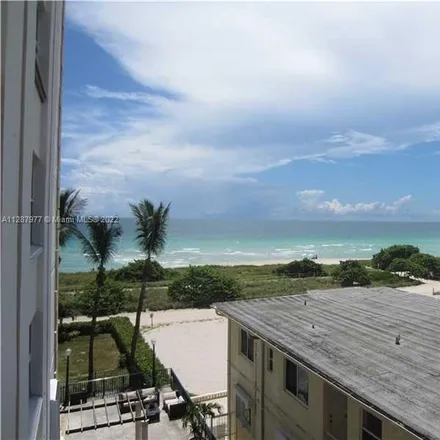 Image 8 - Carlisle on the Ocean, 9195 Collins Avenue, Surfside, FL 33154, USA - Condo for rent