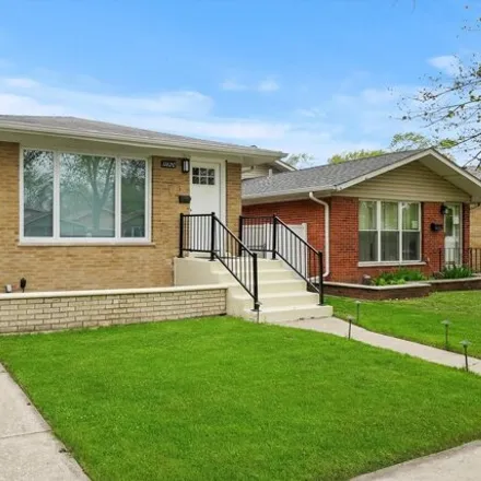 Buy this 3 bed house on 11620 South Ada Street in Chicago, IL 60643