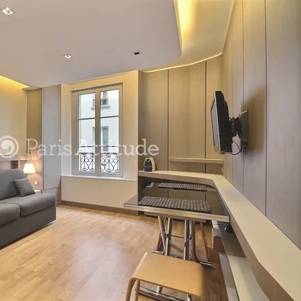 Rent this 1 bed apartment on 19 Rue des Gobelins in 75013 Paris, France