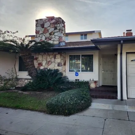 Rent this 3 bed house on La Brea Green Belt in Don Felipe Drive, Los Angeles