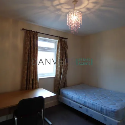 Rent this 5 bed apartment on Wilmington Road in Leicester, LE3 1AY