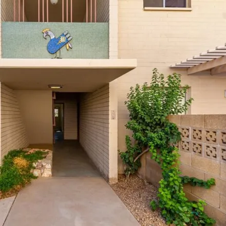 Image 2 - 520 W Clarendon Ave Unit E23, Phoenix, Arizona, 85013 - Apartment for sale