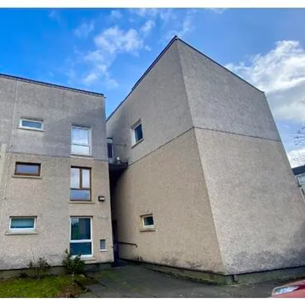 Rent this 2 bed apartment on Oak Road in Cumbernauld, G67 3LF