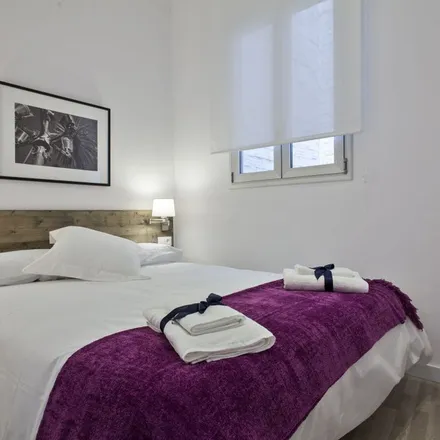Image 4 - Carrer de Canalejas, 88, 08028 Barcelona, Spain - Apartment for rent