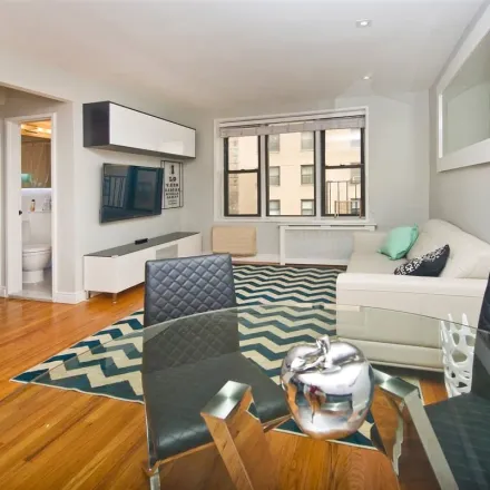 Rent this 1 bed apartment on 200 East 28th Street in New York, NY 10016