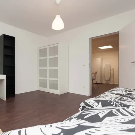 Image 2 - Karlstraße 14, 40210 Dusseldorf, Germany - Room for rent