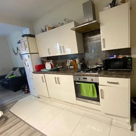 Image 3 - Claude Place, Cardiff, CF24 3QF, United Kingdom - Apartment for rent