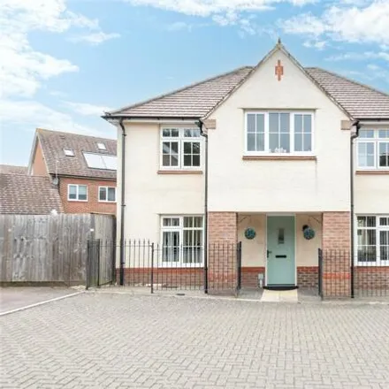 Buy this 4 bed house on Magdalen Gardens in Maidstone, Kent