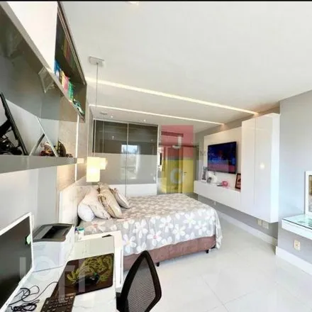 Buy this 2 bed apartment on Avenida Lúcio Costa in Barra da Tijuca, Rio de Janeiro - RJ