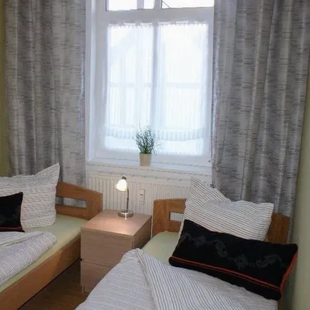 Rent this 2 bed apartment on Wismar in Bahnhofstraße, 23966 Wismar