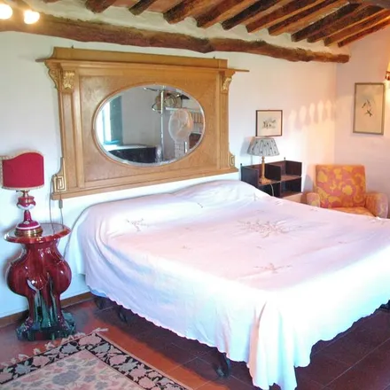 Rent this 4 bed house on Lucca