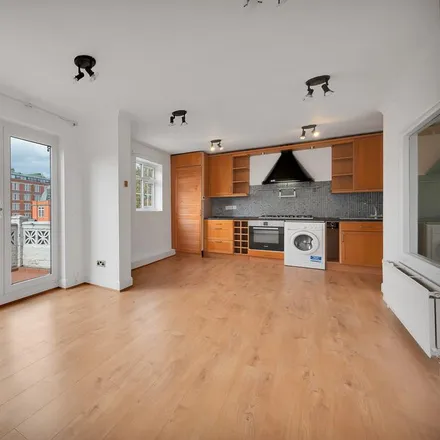 Rent this 2 bed apartment on 106A Upper Street in Angel, London